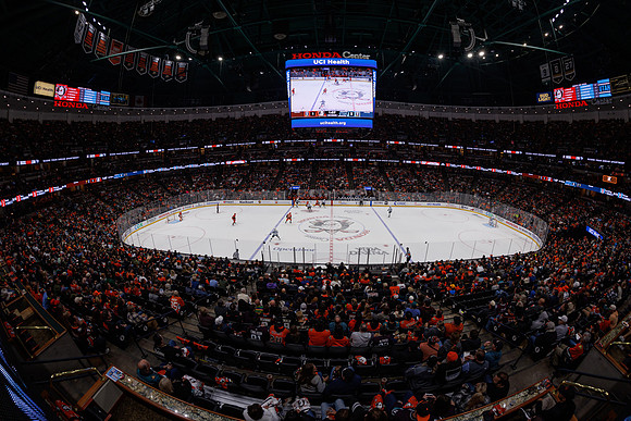 101624_ANAHEIM_DUCKS_1010
