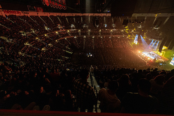 060124_HONDA_CENTER_0844