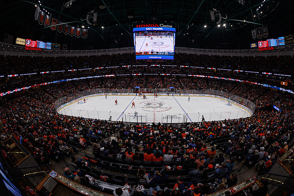 101624_ANAHEIM_DUCKS_1009
