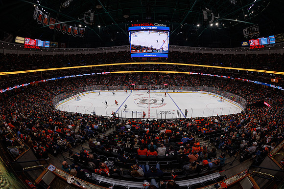 101624_ANAHEIM_DUCKS_1091