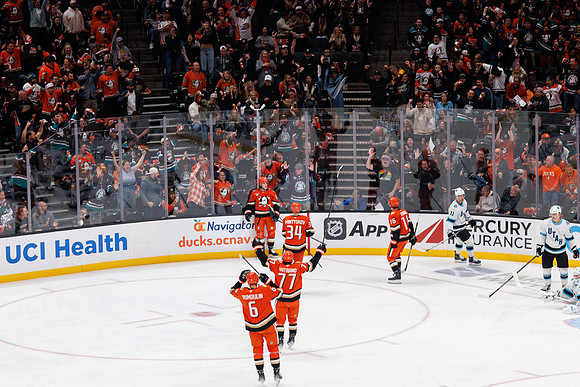 101624_ANAHEIM_DUCKS_0383