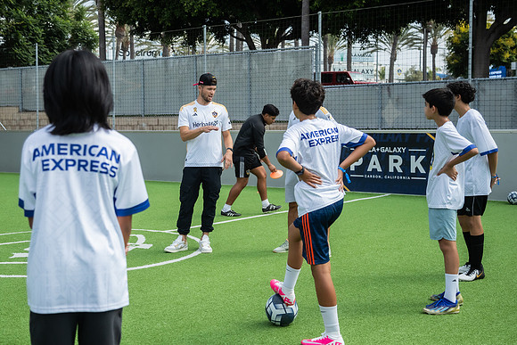 092224_AMERICAN_EXPRESS_SR_0283