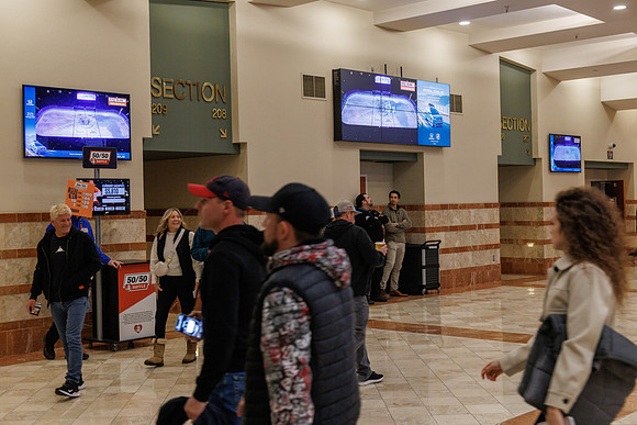 031125_ANAHEIM_DUCKS_0877