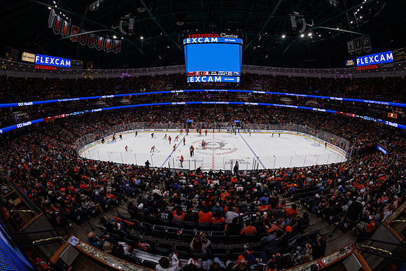 101624_ANAHEIM_DUCKS_0979