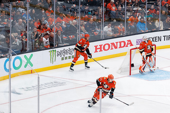 101624_ANAHEIM_DUCKS_0352