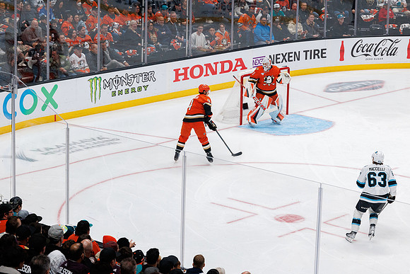 101624_ANAHEIM_DUCKS_0371