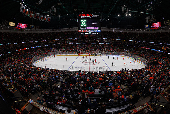101624_ANAHEIM_DUCKS_1132