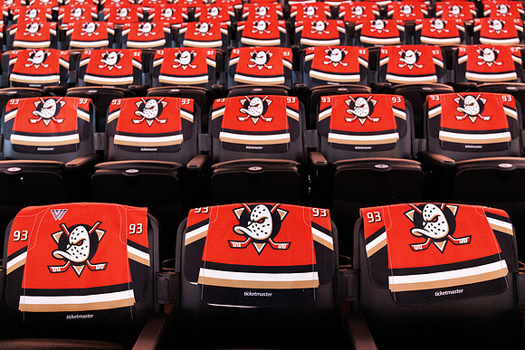 101624_ANAHEIM_DUCKS_0004