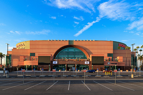 100524_HONDA_CENTER_0022