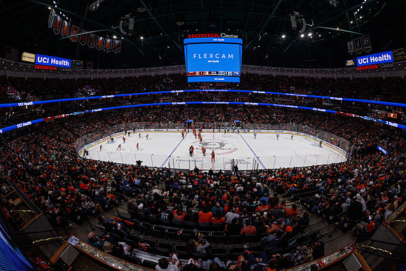 101624_ANAHEIM_DUCKS_0977