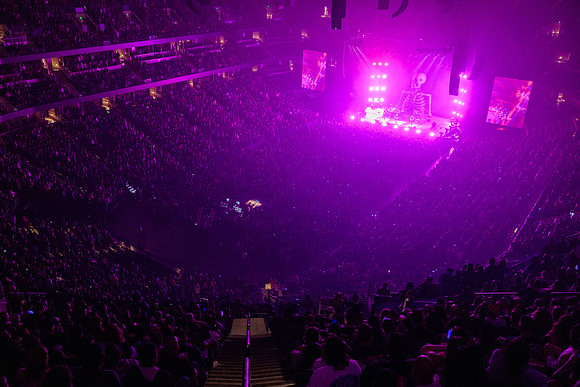 060124_HONDA_CENTER_0732