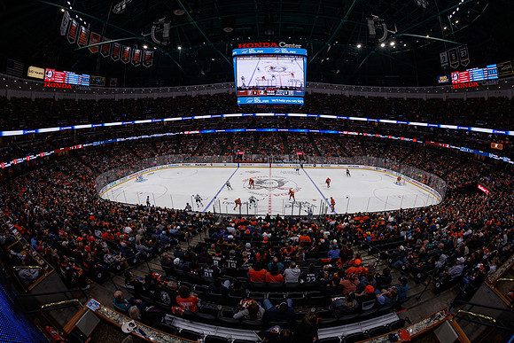 101624_ANAHEIM_DUCKS_1109
