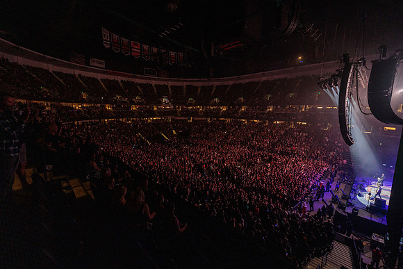 060124_HONDA_CENTER_0743