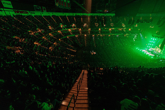 060124_HONDA_CENTER_0820