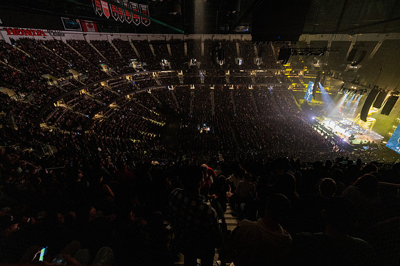 060124_HONDA_CENTER_0834