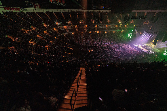 060124_HONDA_CENTER_0811