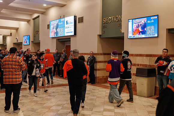 101624_ANAHEIM_DUCKS_0241