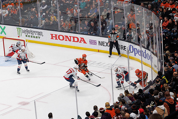 031125_ANAHEIM_DUCKS_1558
