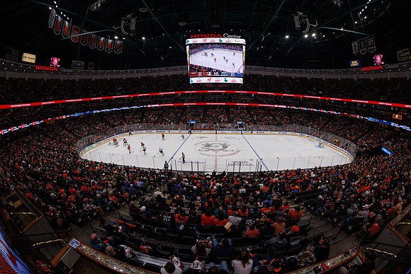101624_ANAHEIM_DUCKS_0931