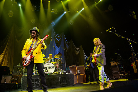 100714_HONDA_CENTER_0112