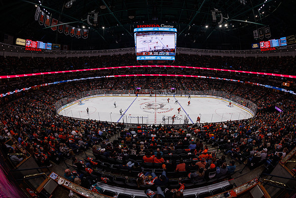 101624_ANAHEIM_DUCKS_1067