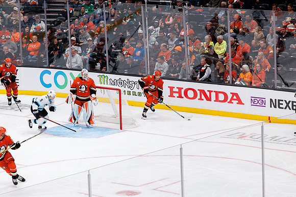 101624_ANAHEIM_DUCKS_0569