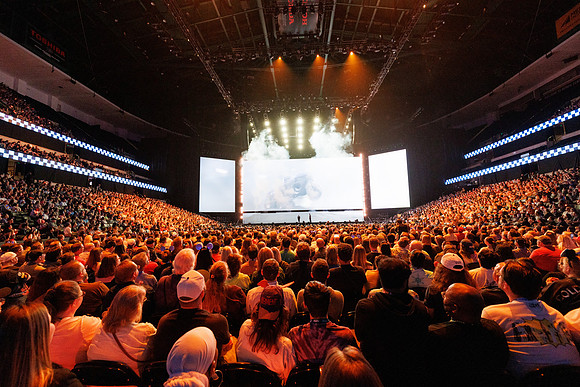 080924_HONDA_CENTER_0132