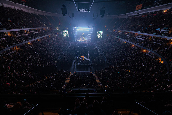 060124_HONDA_CENTER_0700