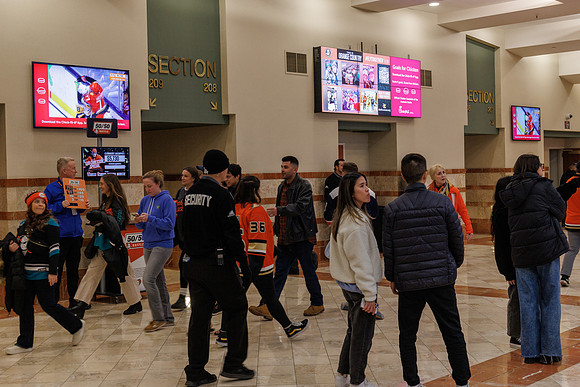 031125_ANAHEIM_DUCKS_0855