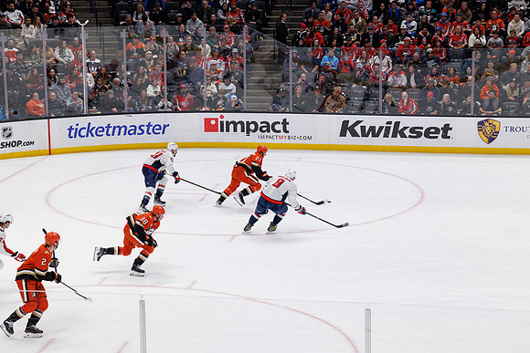031125_ANAHEIM_DUCKS_1056