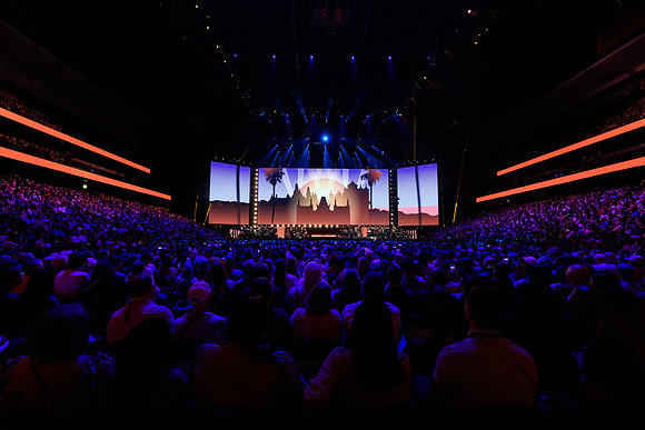 081024_HONDA_CENTER_0131