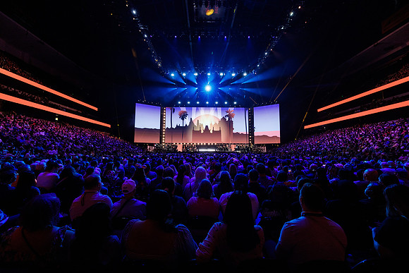 081024_HONDA_CENTER_0128