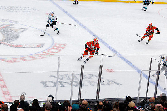 101624_ANAHEIM_DUCKS_0422