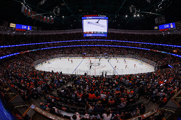 101624_ANAHEIM_DUCKS_0938