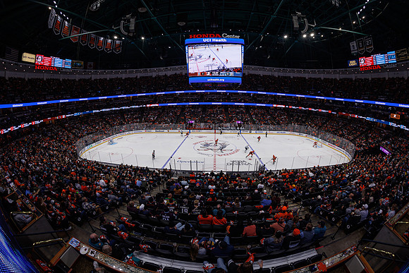 101624_ANAHEIM_DUCKS_1066