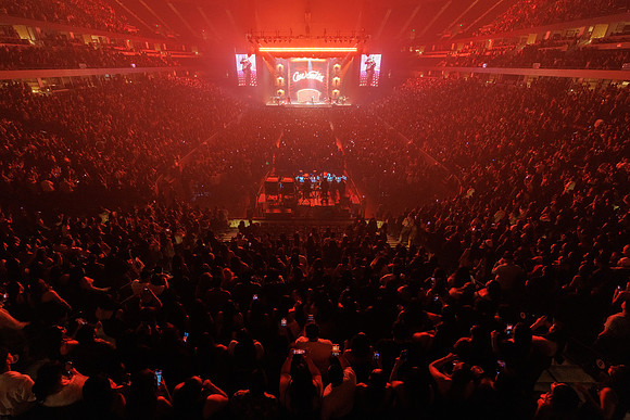 050125_HONDA_CENTER_089