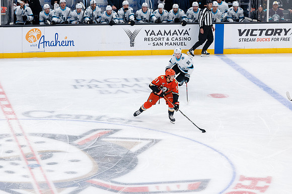 101624_ANAHEIM_DUCKS_0355