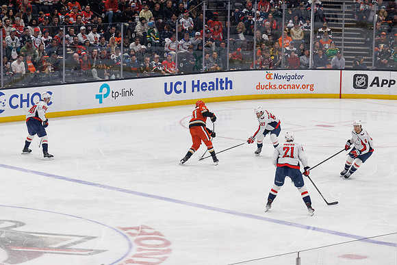 031125_ANAHEIM_DUCKS_1229