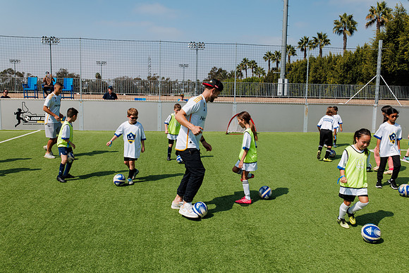 092224_AMERICAN_EXPRESS_RM_0275