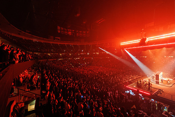 050125_HONDA_CENTER_106