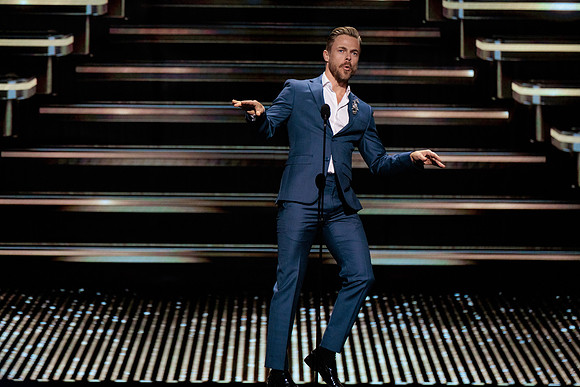 081124_HONDA_CENTER_0148
