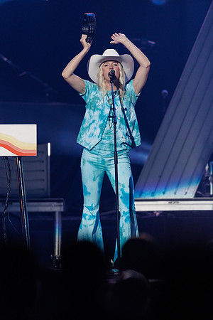 051024_HONDA_CENTER_0015
