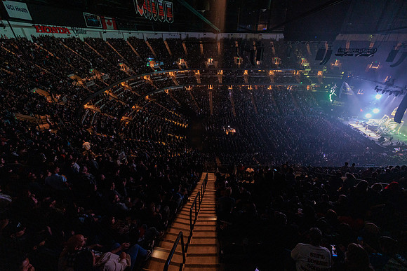 060124_HONDA_CENTER_0823