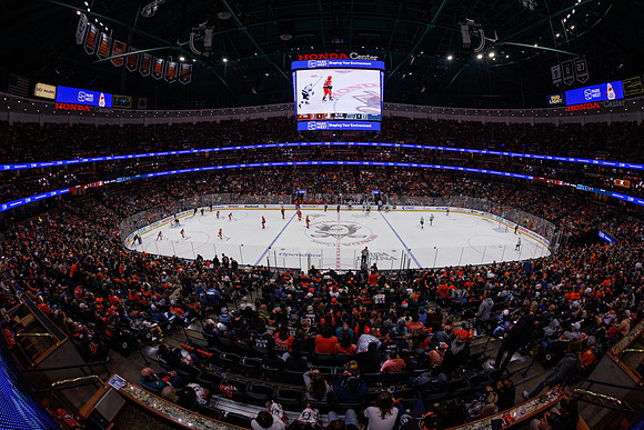 101624_ANAHEIM_DUCKS_0934
