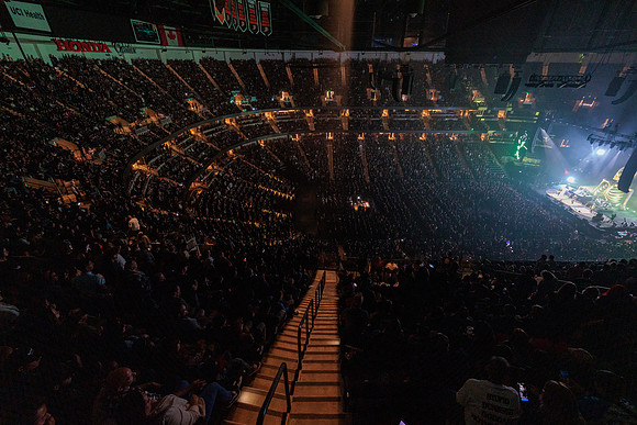 060124_HONDA_CENTER_0824