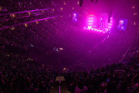 060124_HONDA_CENTER_0731