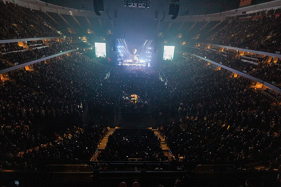 060124_HONDA_CENTER_0678