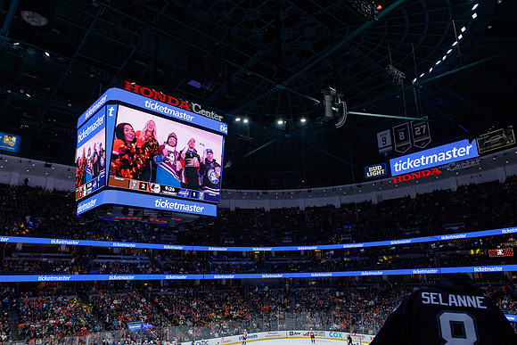 031125_ANAHEIM_DUCKS_1048