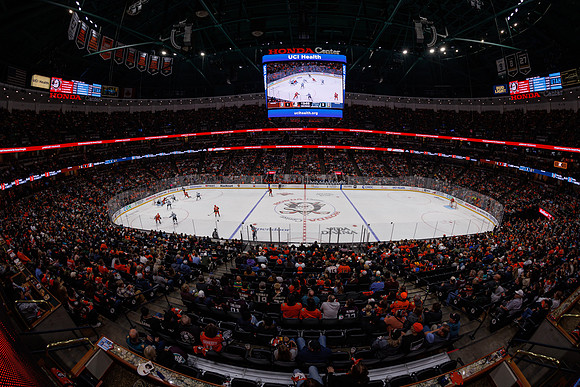101624_ANAHEIM_DUCKS_1094