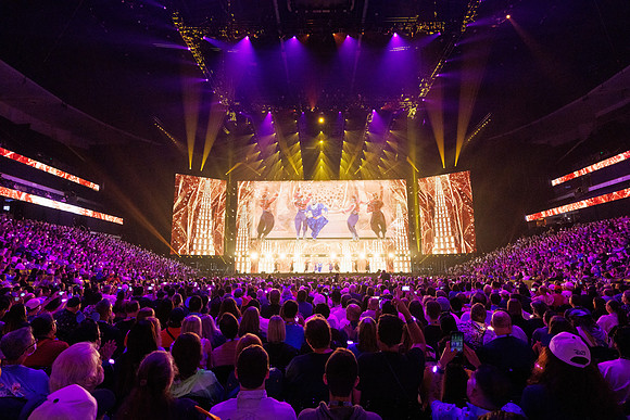 080924_HONDA_CENTER_0322